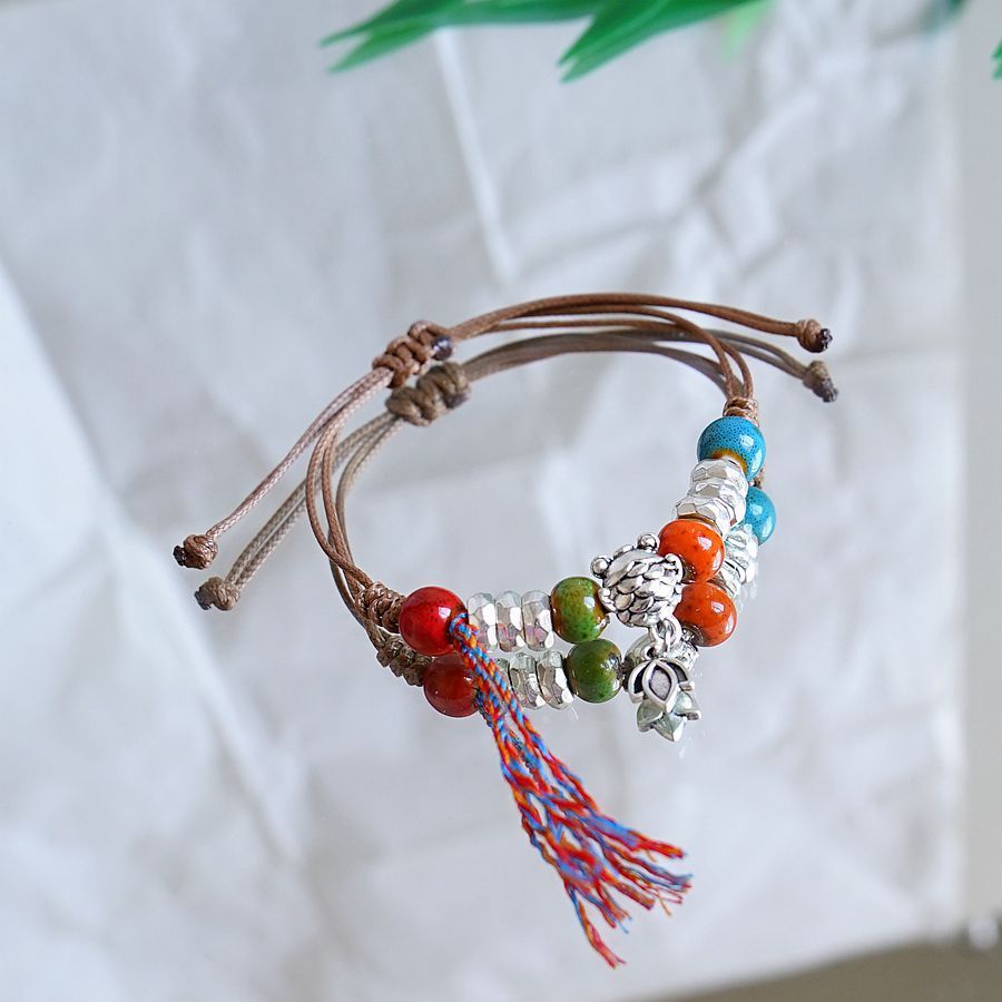 Processing Technology Of Women's Ceramic Braided Bracelet