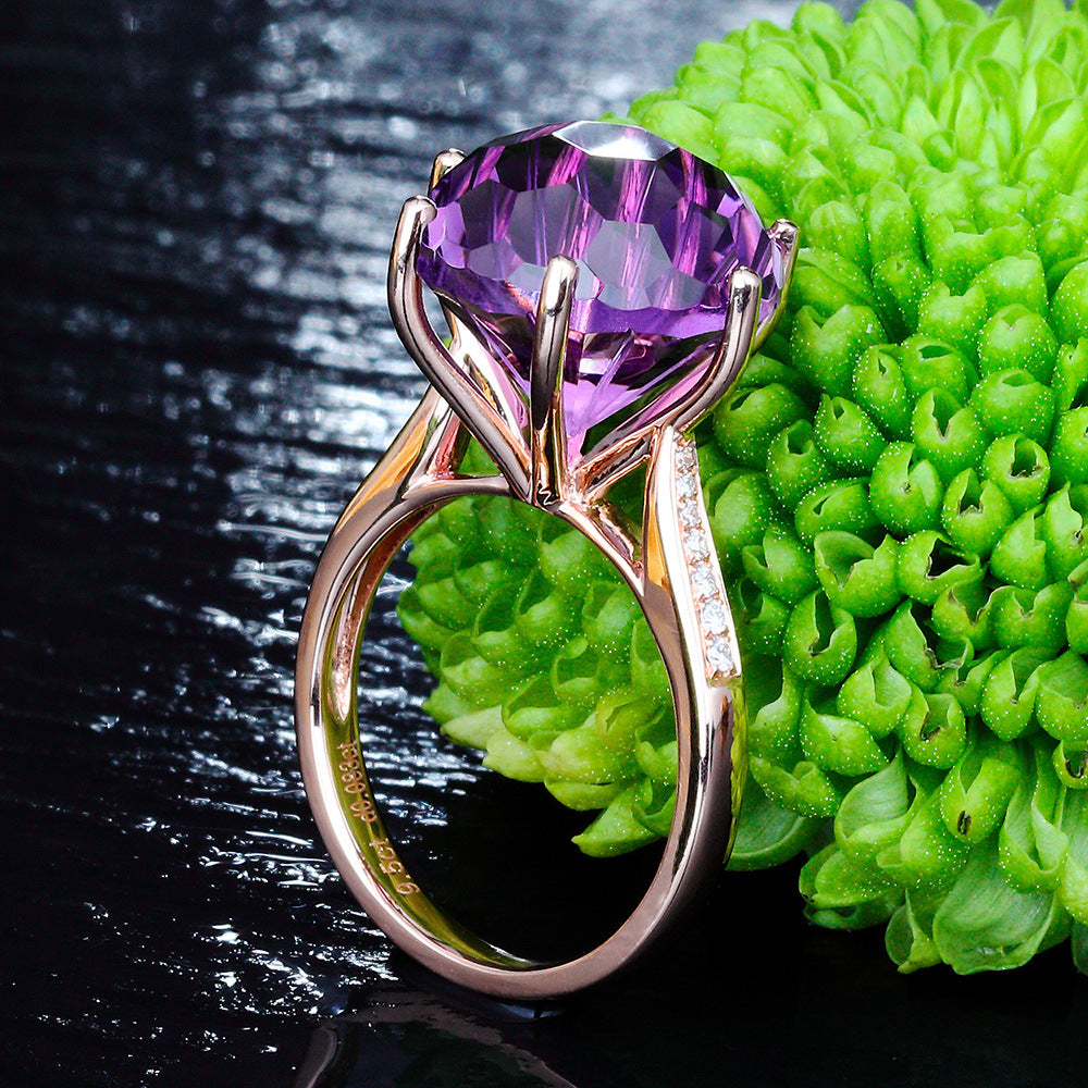 Six-claw Amethyst Elegant Colored Gemstone Ring
